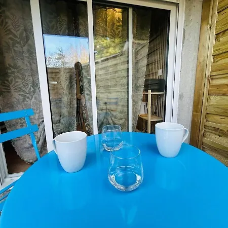 Casa Tropical Apartment Les Ponts-de-Ce