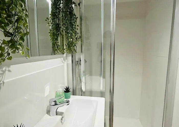 Casa Tropical * Les Ponts-de-Ce